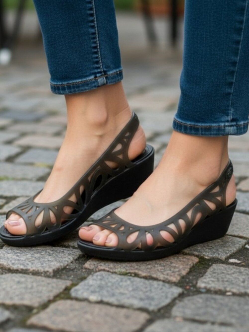 Crocs Adrina III Mini Wedge Sandals - Olive Jelly Cutout - Size W10